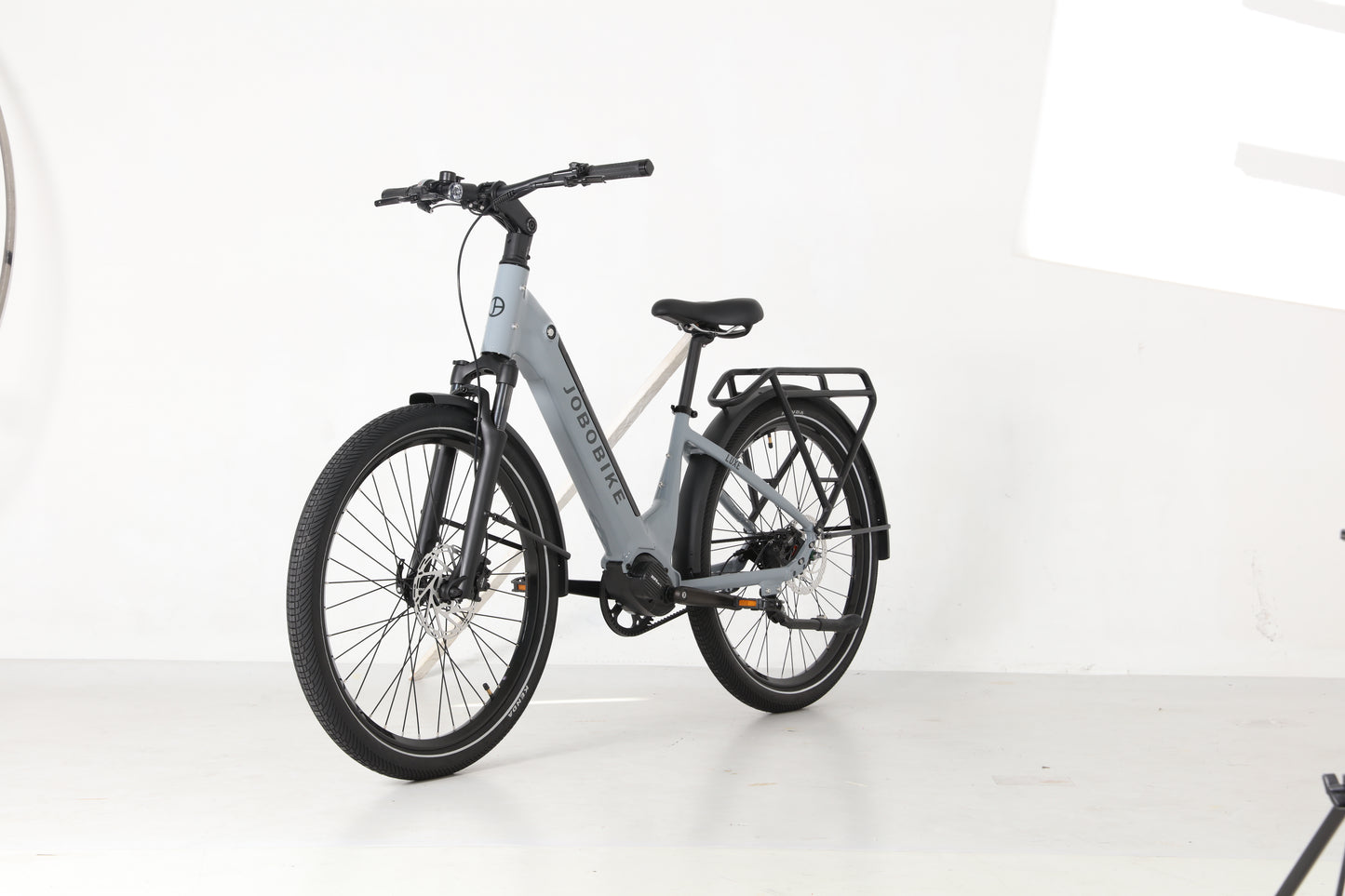 Evvolt Luxe elsykkel sølvgrå – rett forfra