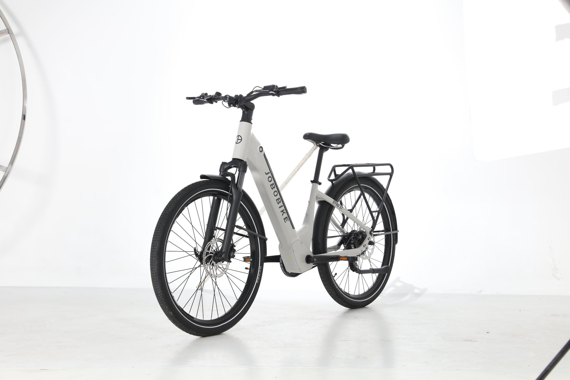 Evvolt Roam GT i krembeige, forfra