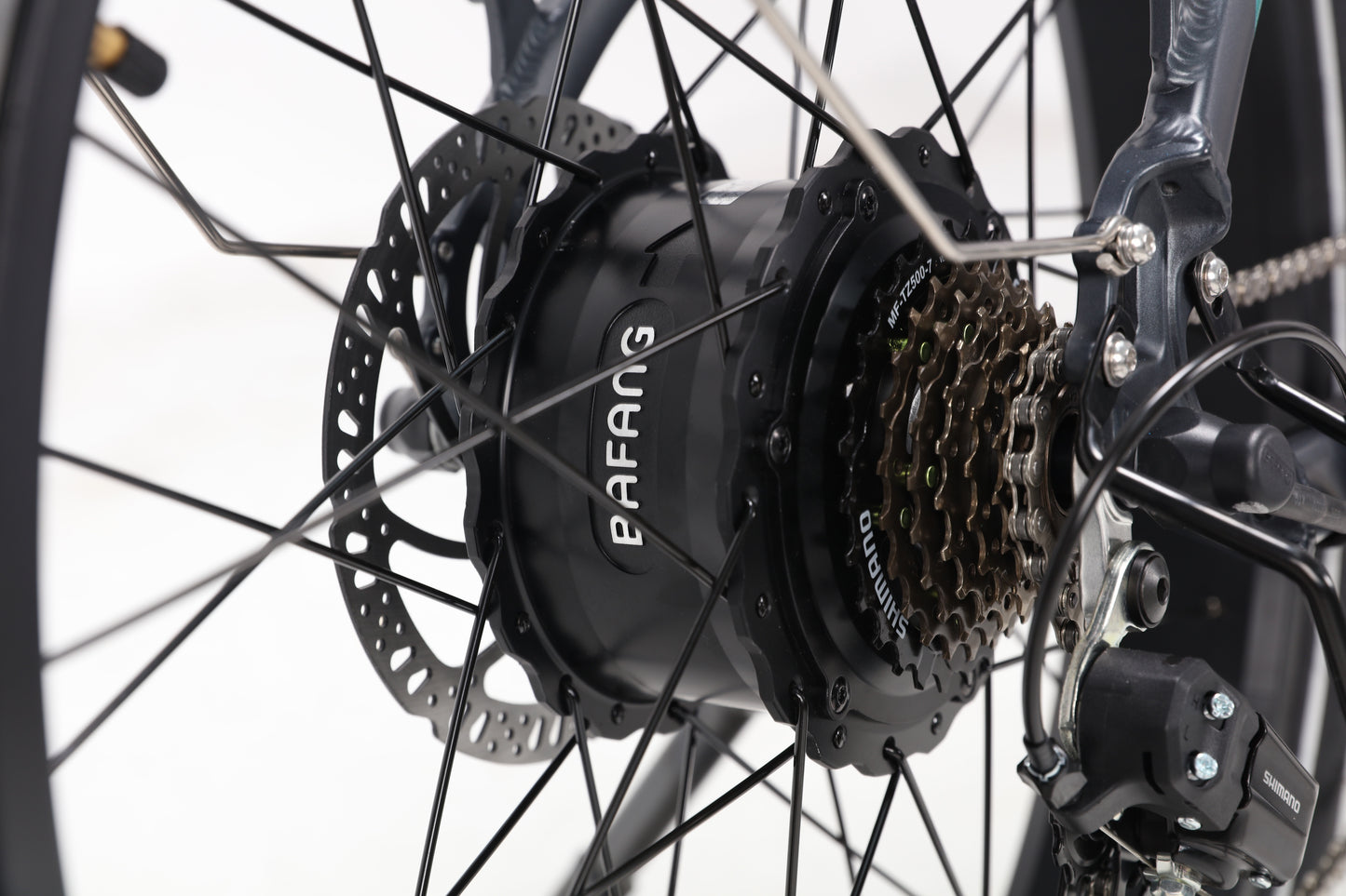 EVVOLT Topp Pro Bafang bakhjulsmotor med Shimano kassett nærbilde